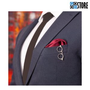 Moodsad kuldsed prillid rõiva või lipsunõelaks