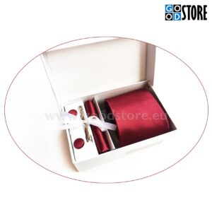 Kinkekarp lipsu, mansetinööpide, lipsunõela ja rinnataskurätikuga, tume punane