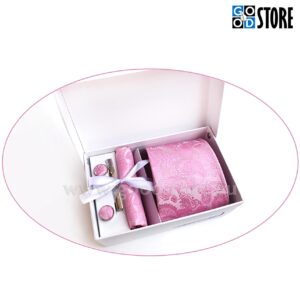 Kinkekarp luksusliku lipsu, mansetinööpide, lipsunõela ja rinnataskurätikuga, särav roosa