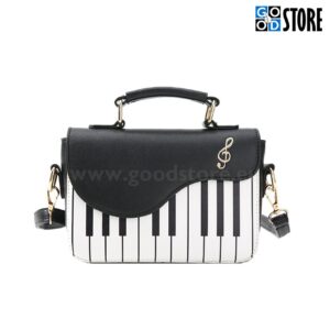 Naiste käekott, ristküliku kujuline, klaveriklahvide mustriga